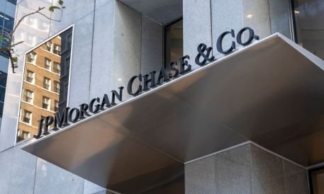 JPMorgan Urges Caution in AI Adoption Amid Rising Costs