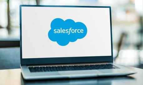 SMBs Embrace AI-Driven Apps, Ditching Costly SaaS Contracts