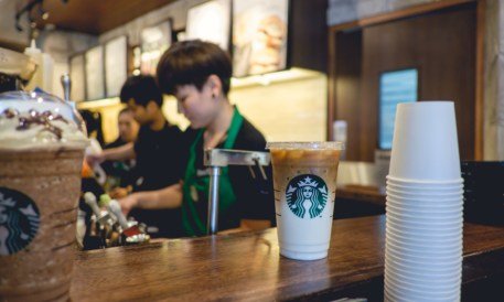Starbucks Shifts to In-House Software Solutions, Reducing Reliance on Big Tech