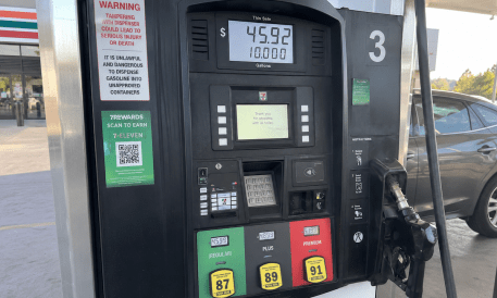 Rising Fuel Costs Force Employers to Rethink Worker Benefits in the Gulf