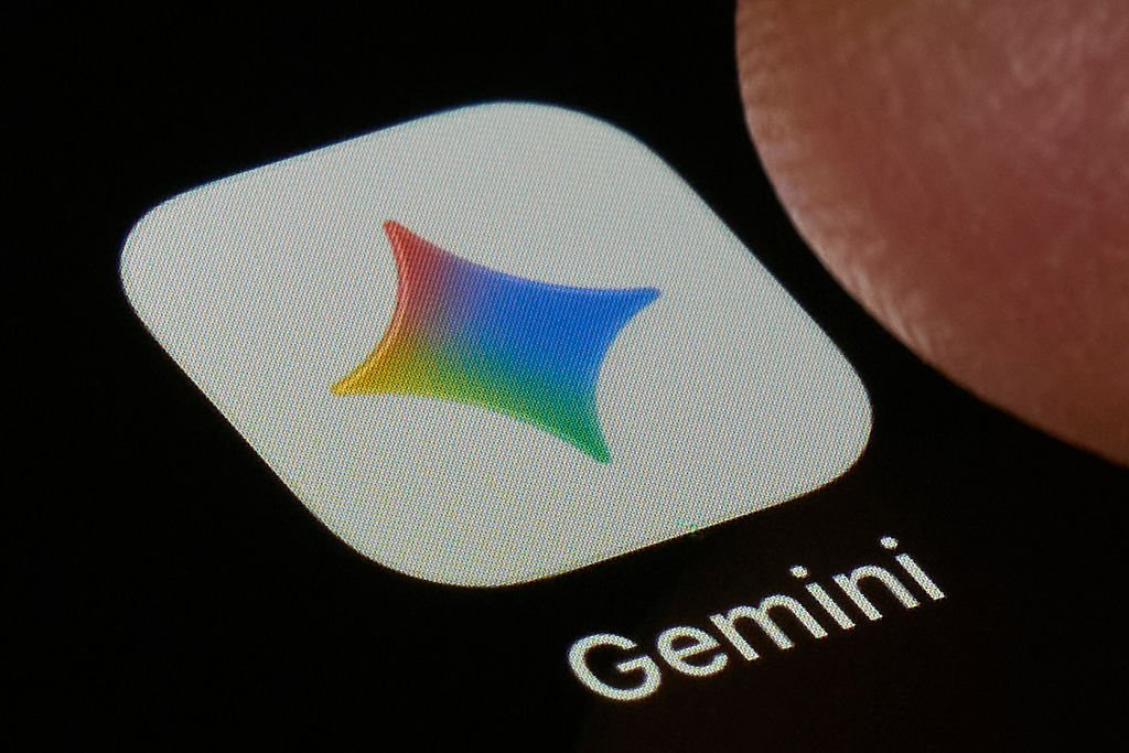 Google's Gemini Offers Free Personalized AI Image Generation to U.S. Users