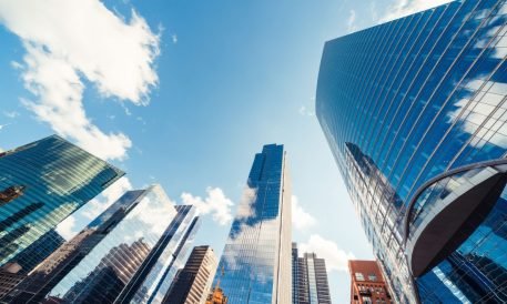 AI Takes Center Stage in Investment Banking with Skroutz Sale