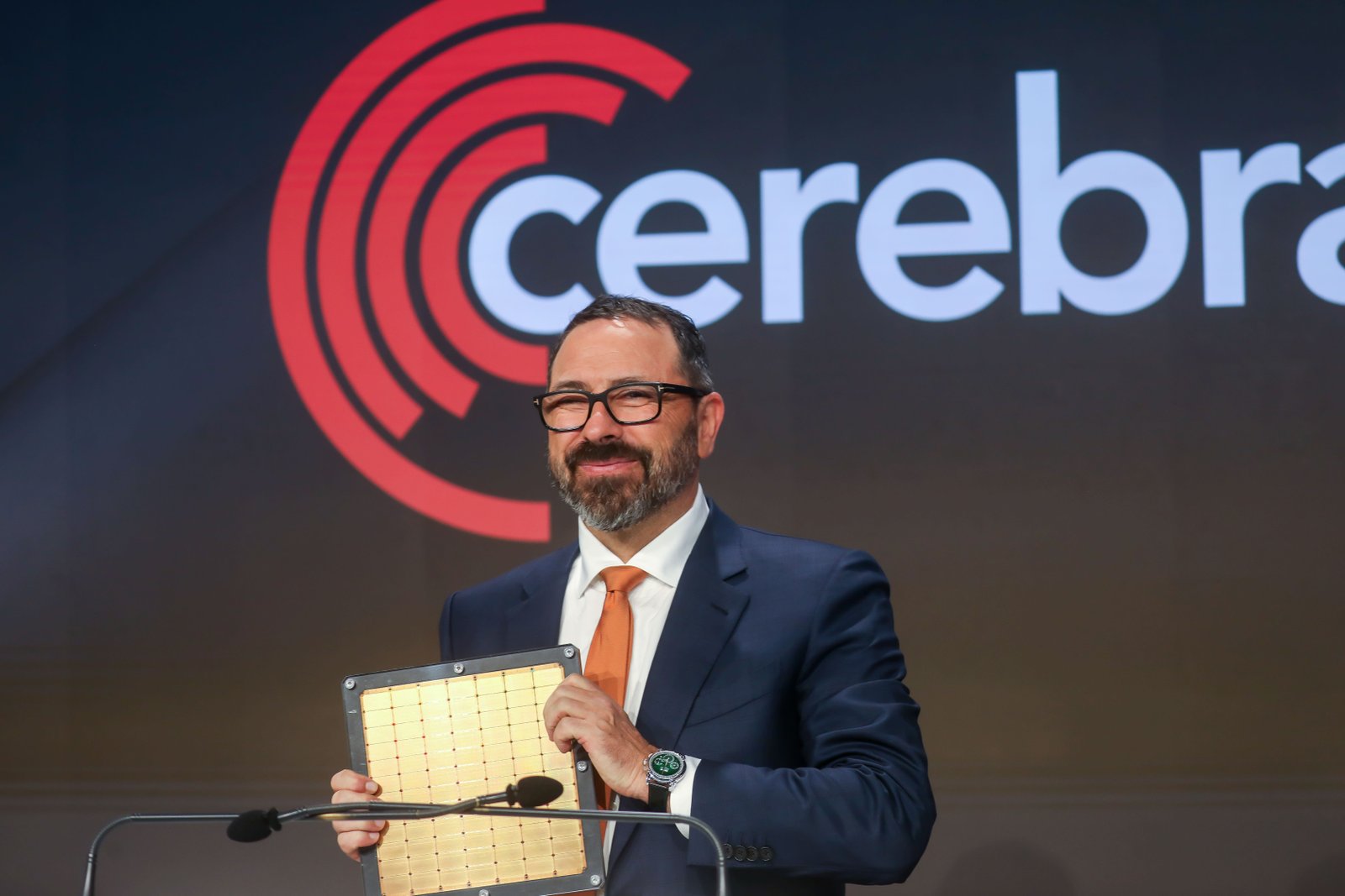 Cerebras Faces 10% Drop Post-IPO Amid Margin Concerns in First Earnings Report