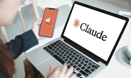 Anthropic Expands Claude Cowork to Mobile, Enhancing AI Collaboration for Businesses