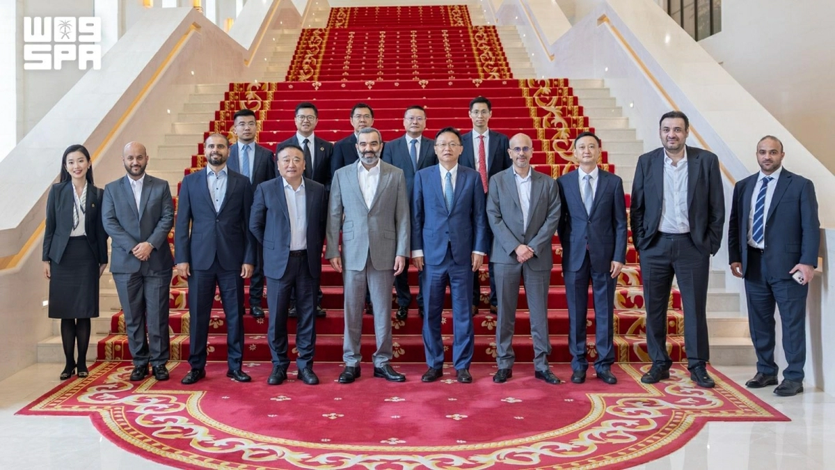Saudi ICT Minister Pursues AI and Robotics Partnerships in Shenzhen