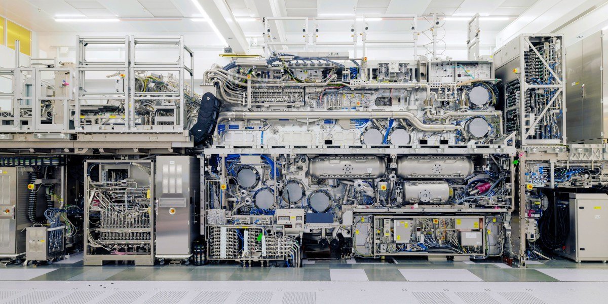 ASML's $400 Million Lithography Machines: The Future of Chipmaking and AI