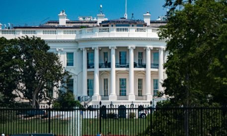 Trump Administration Rejects AI Regulation Amid Rising Public Backlash