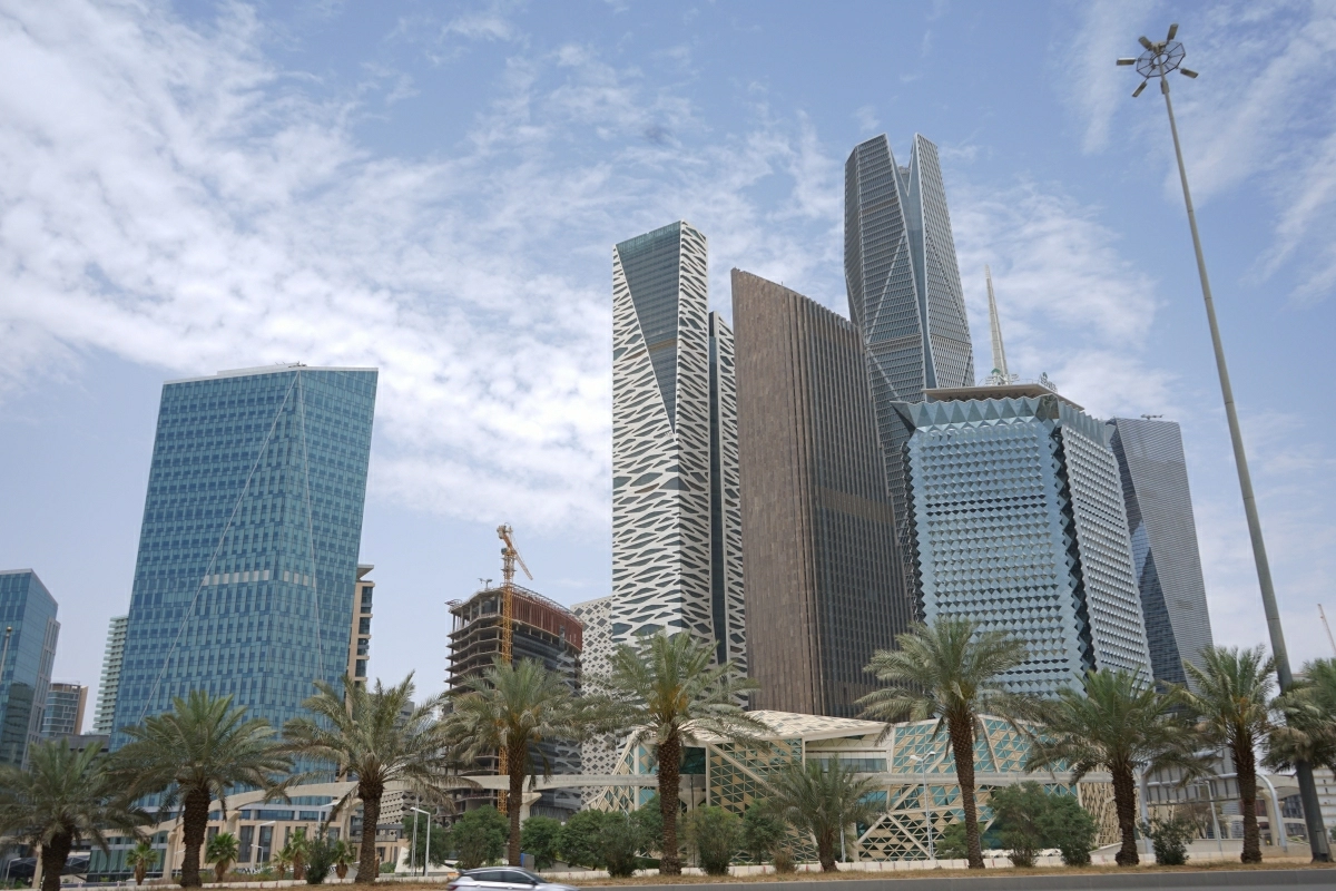 Saudi Arabia Reports Improved Government Performance Amid Vision 2030 Goals